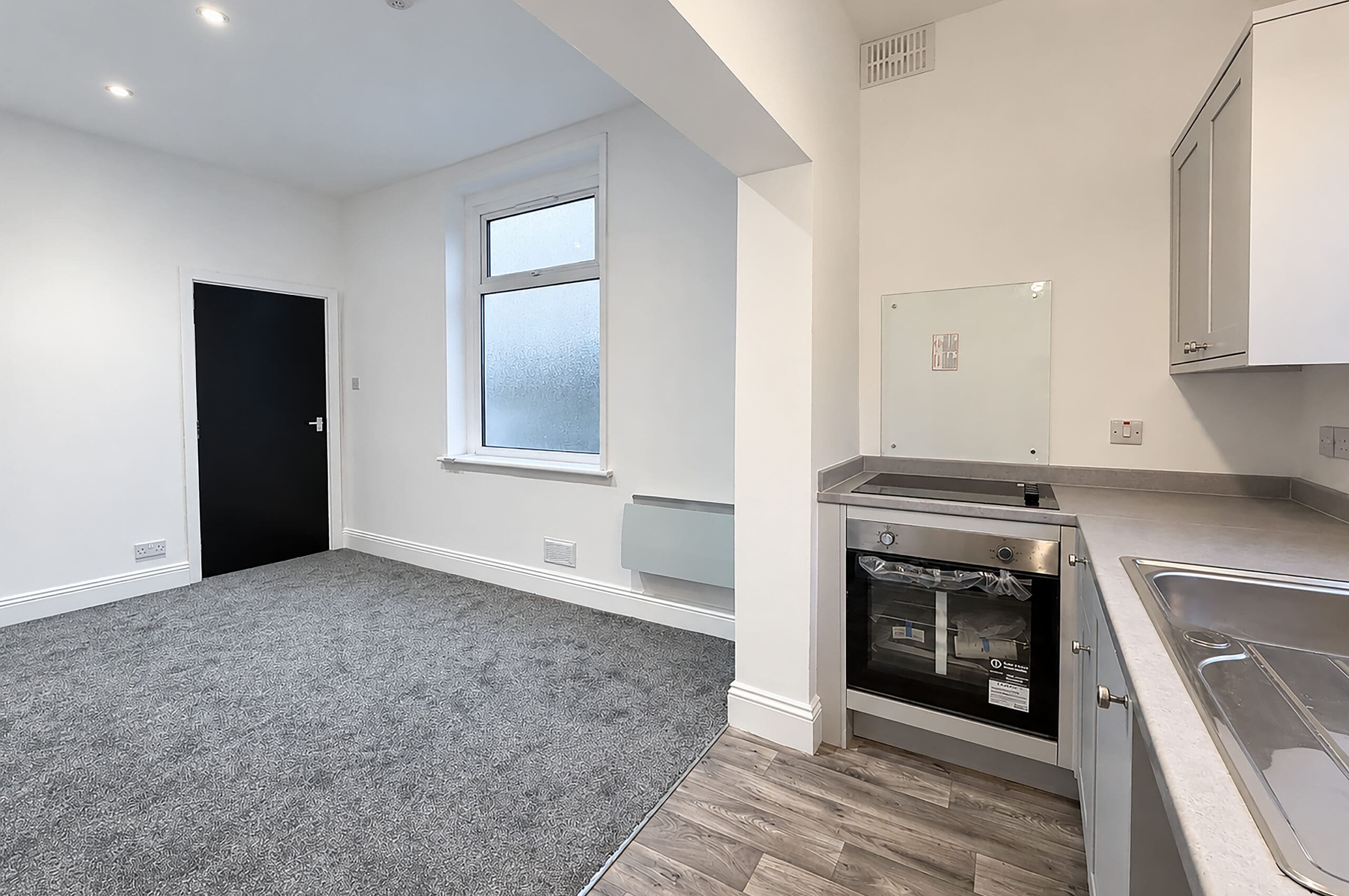 Flat Liverpool Road in Salford