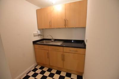 Room Park Road in Greater London