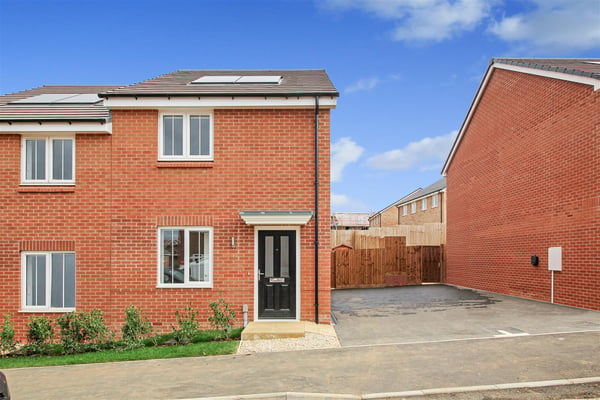 House The Avenue in Wellingborough