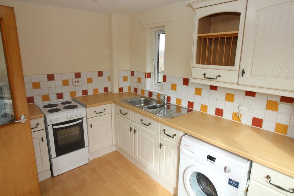 Flat Montrose Court in Chester