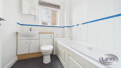 Flat Bromley Close in Harlow