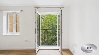 Flat Bromley Close in Harlow