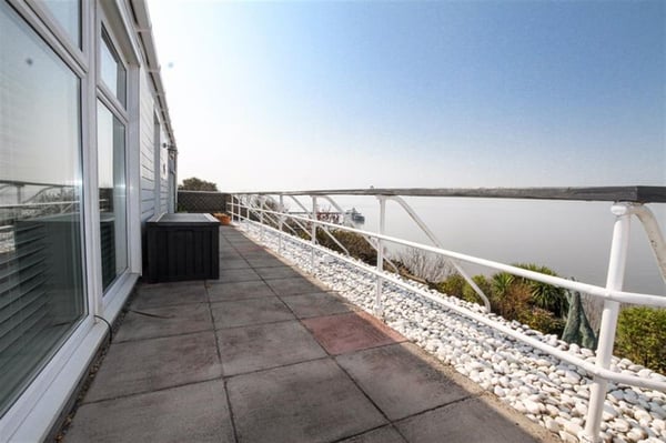 Flat Wellington Terrace in Clevedon