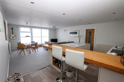 Flat Wellington Terrace in Clevedon