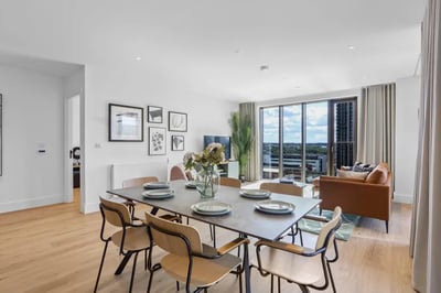 Flat Charter Street in Greater London