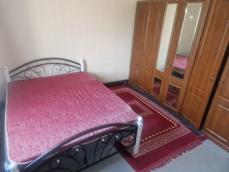 Room Holland Road in Greater London