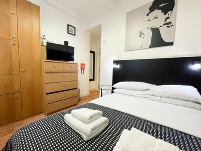 Flat North Gower Street in Greater London
