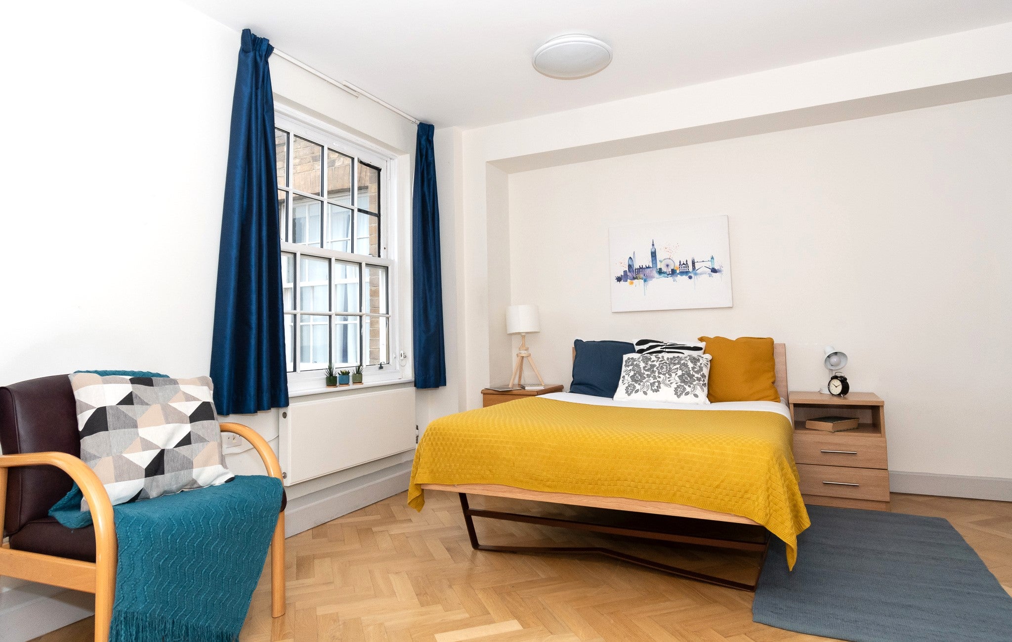 Room Mecklenburgh Square in Greater London
