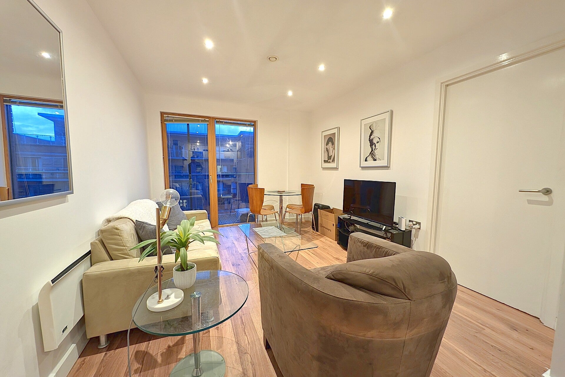 Flat Woodholm Road in Sheffield