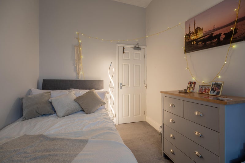 Room Westgate Road in Newcastle upon Tyne