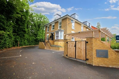 Flat Peel Street in Maidstone
