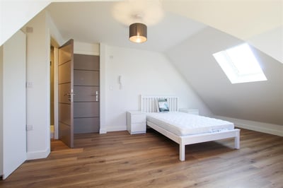 Room High Street in Cambridge