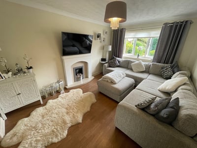 House Aisthorpe Grove in Maghull