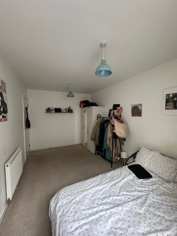 Room Bathurst Square in Greater London