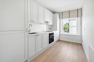 Flat Old Brompton Road in Greater London