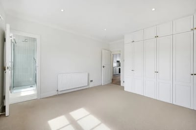 Flat Old Brompton Road in Greater London
