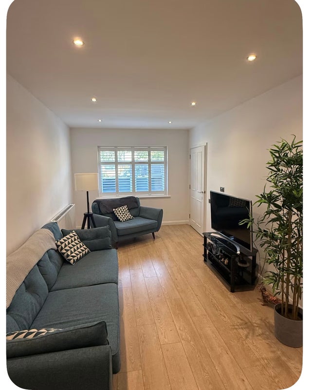 Room Robinswood Gardens in Greater London