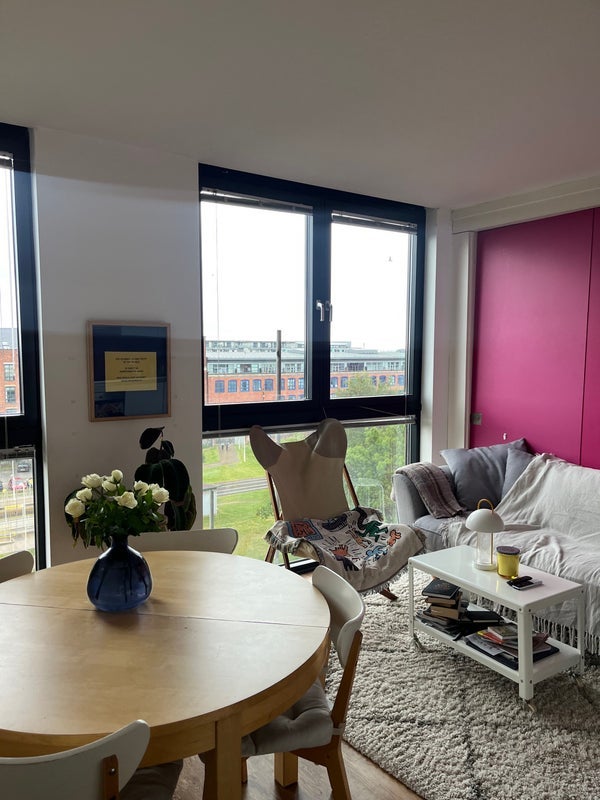 Room Lampwick Lane in Manchester