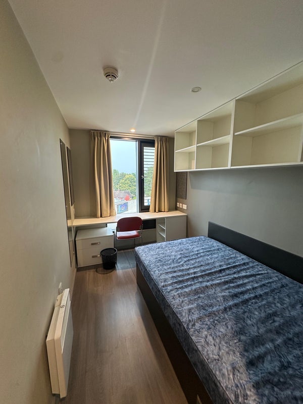 Room Hales Street in Coventry