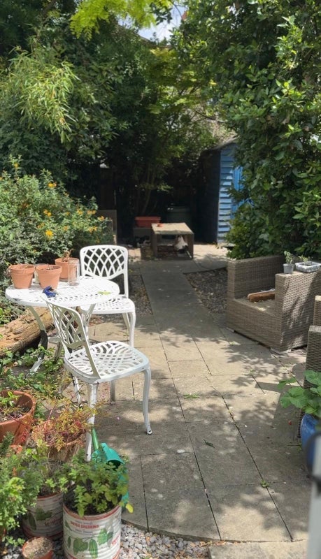 Room Dongola Road in Greater London