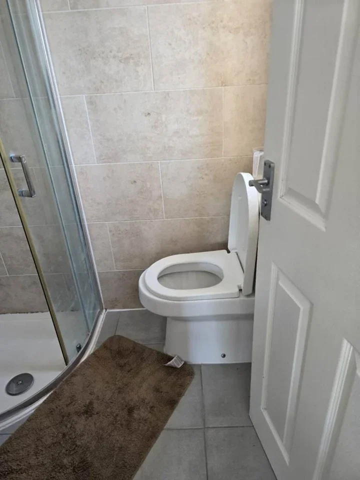 Room Chaplin Road in Greater London