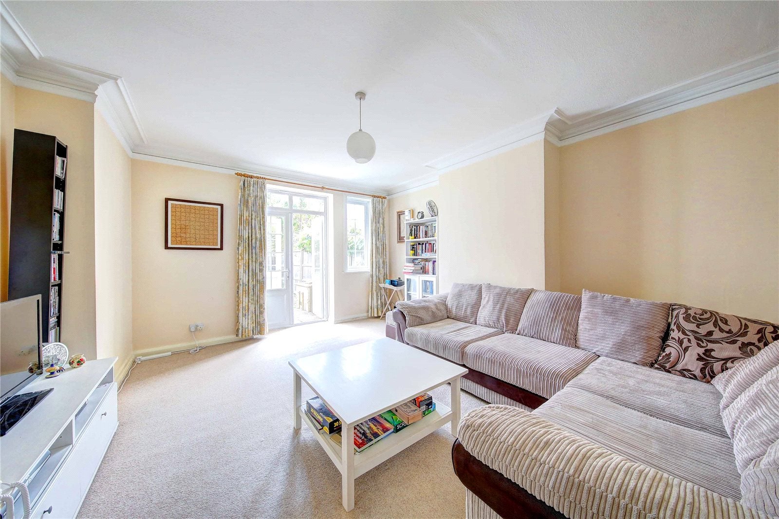 Flat Grand Drive in Greater London