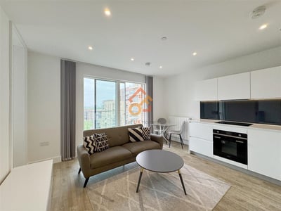 Flat London Road in Brentwood