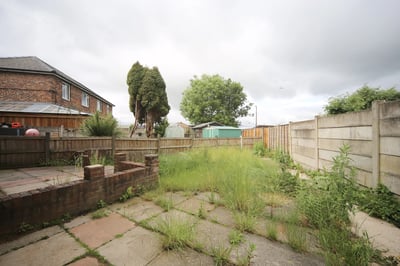 House Bickershaw Lane in Hindley