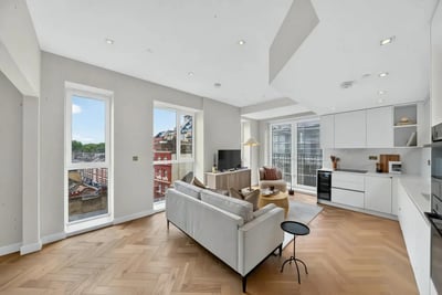 Flat Old Pye Street in City of Westminster