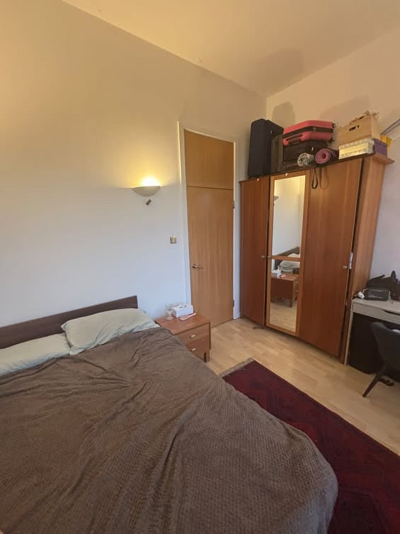 Room Birchfield Street in Greater London