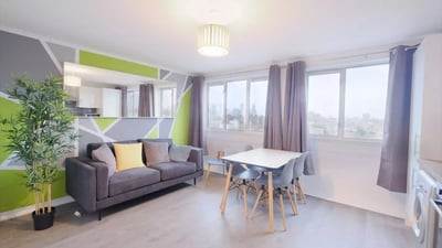 Room Cambridge Heath Road in Greater London