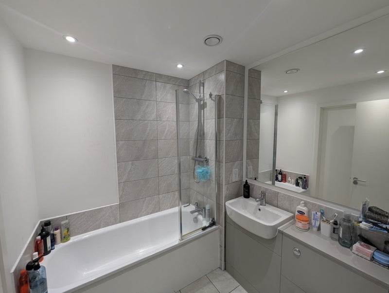 Room Upper Wharf Street in Salford