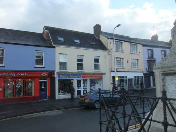 Flat Lammas Street in Carmarthen