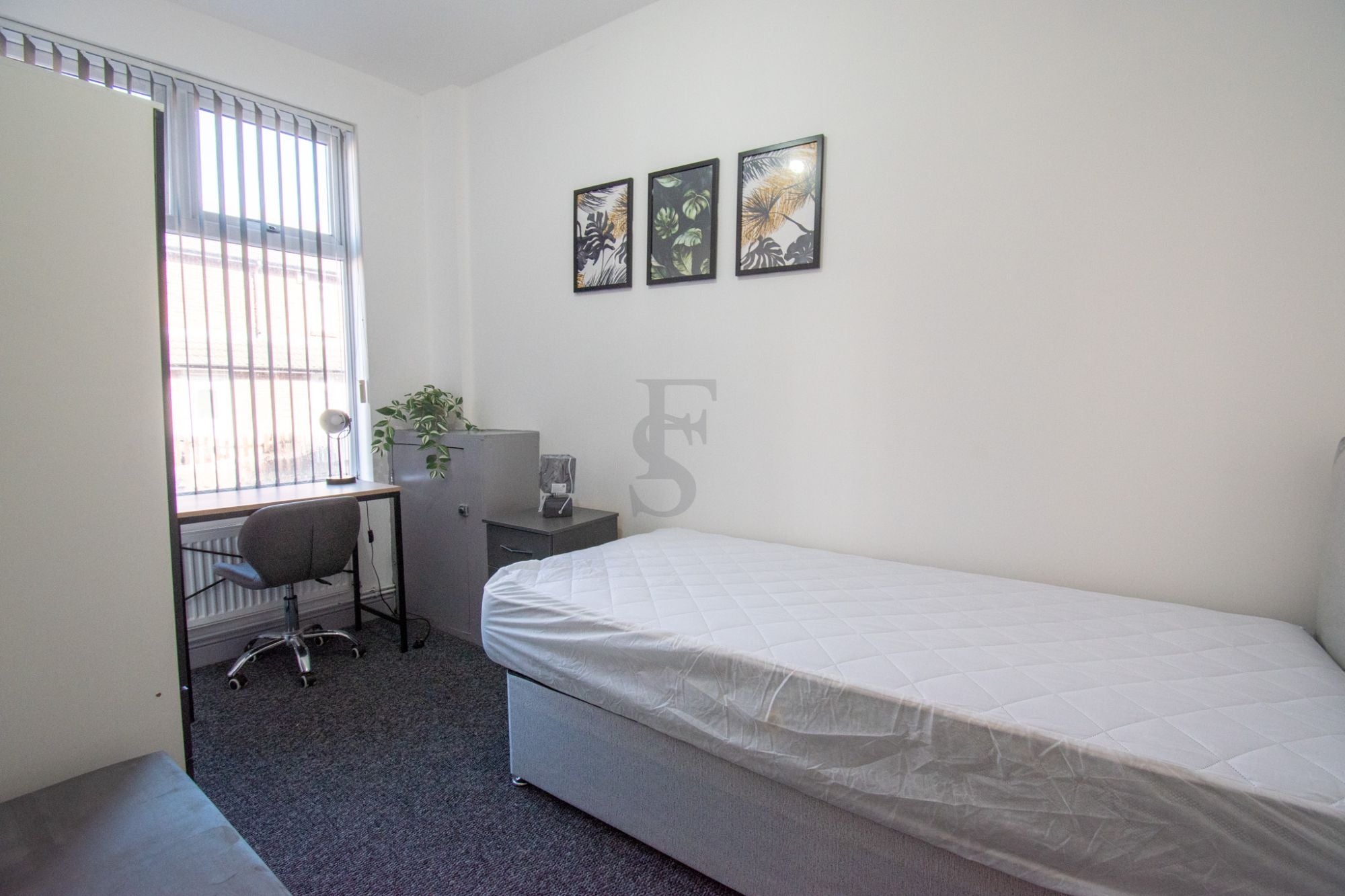 Room Cavendish Road in Leicester