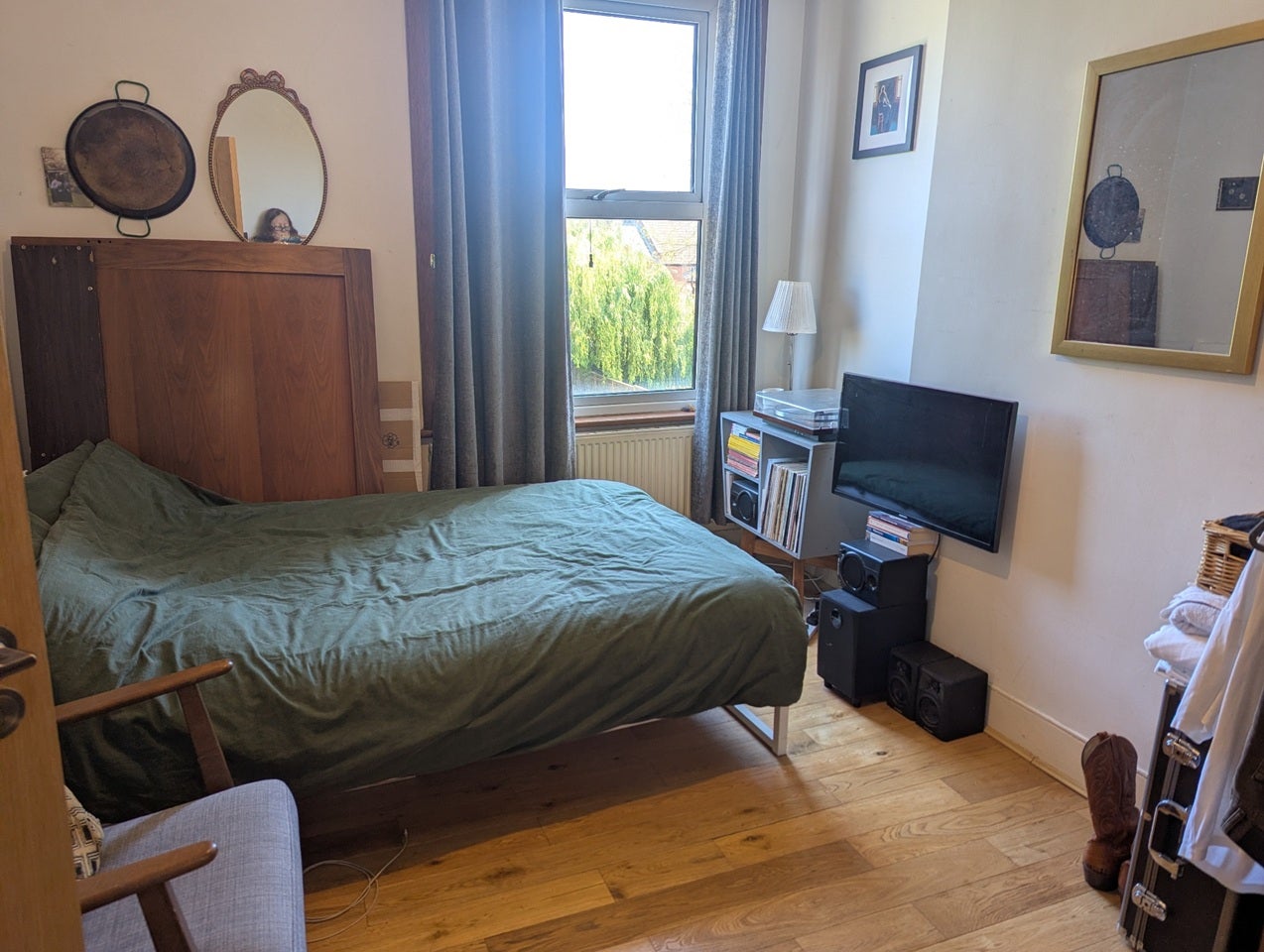 Room Cranston Road in Greater London