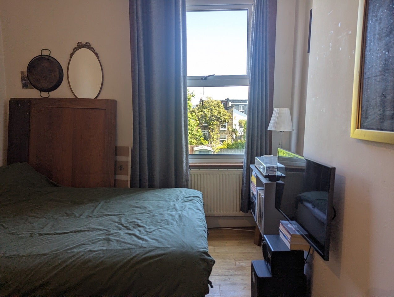 Room Cranston Road in Greater London
