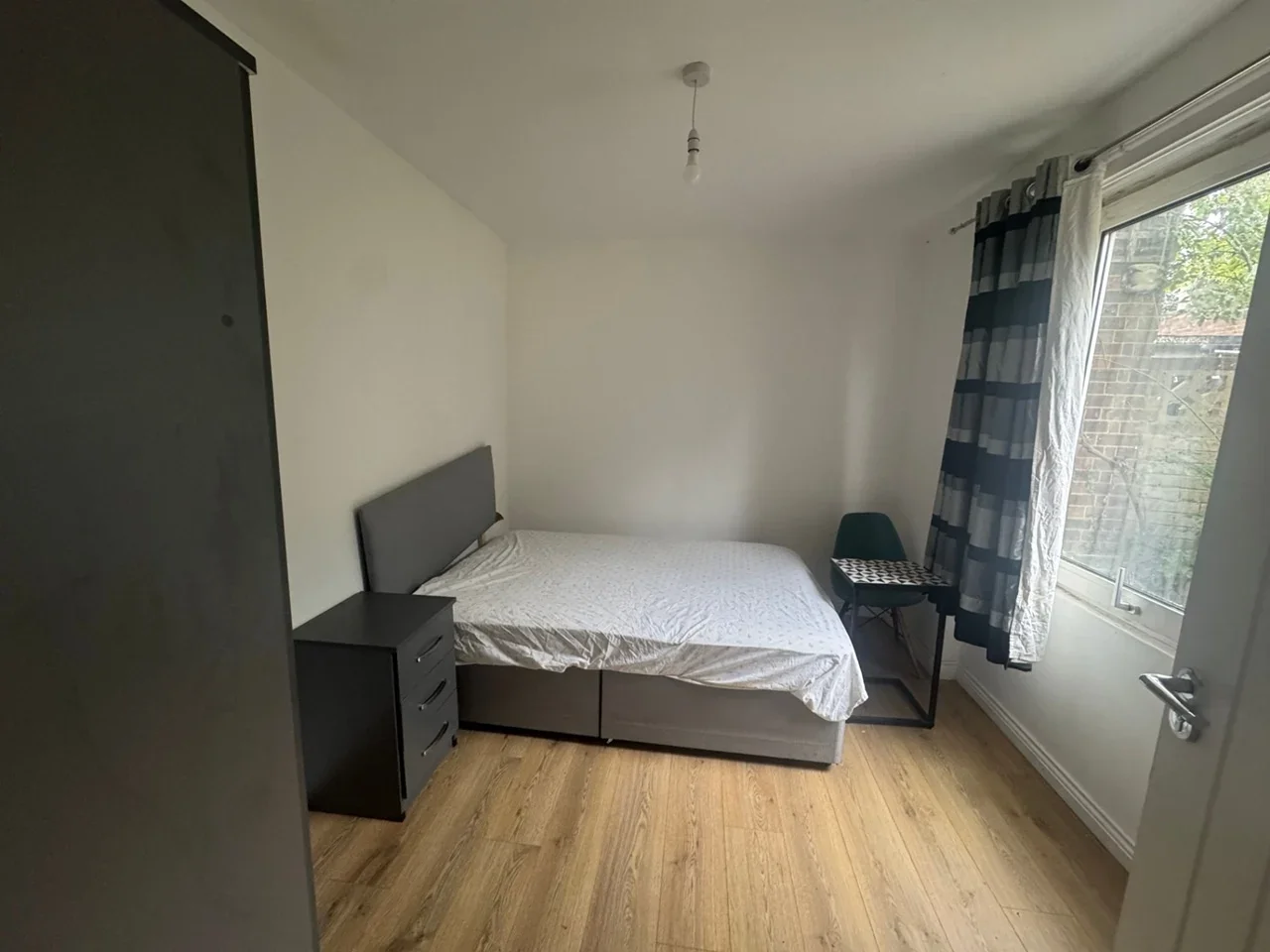 Room Cottonmill Lane in St Albans
