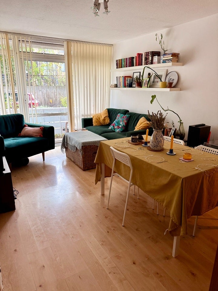 Flat Avigdor Mews in Greater London