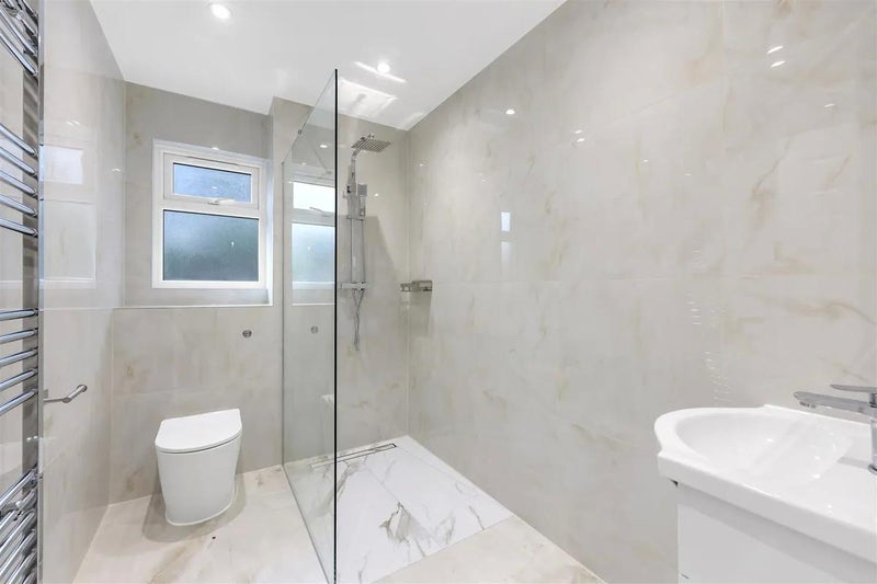 Room Rectory Square in Greater London