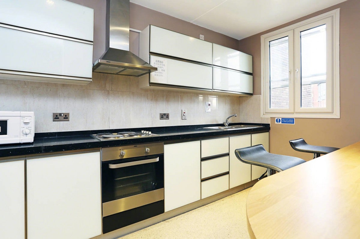 Room Greyfriars Lane in Coventry