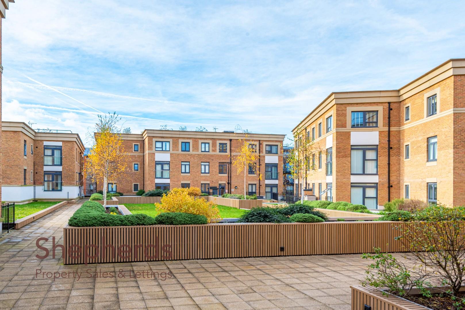Flat Claud Hamilton Way in East Hertfordshire