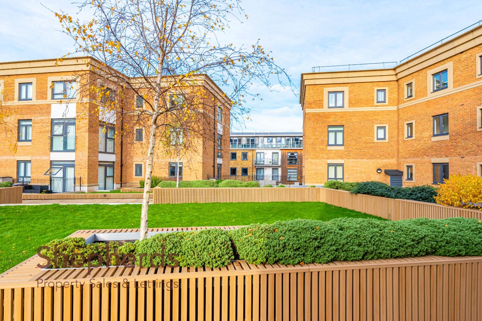 Flat Claud Hamilton Way in East Hertfordshire