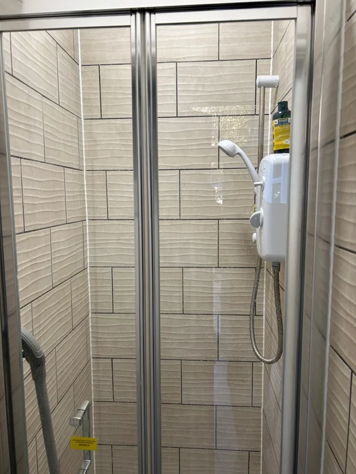 Room Cassio Road in Watford
