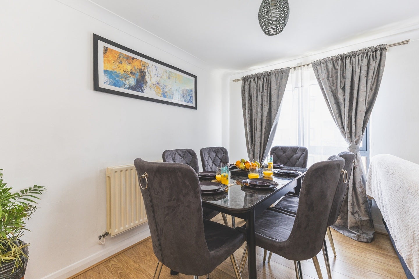 Flat Hirst Crescent in Greater London