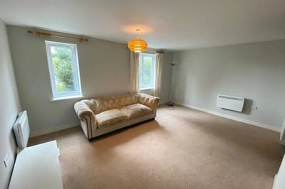 Flat Grenfell Road in Maidenhead