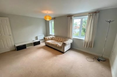 Flat Grenfell Road in Maidenhead