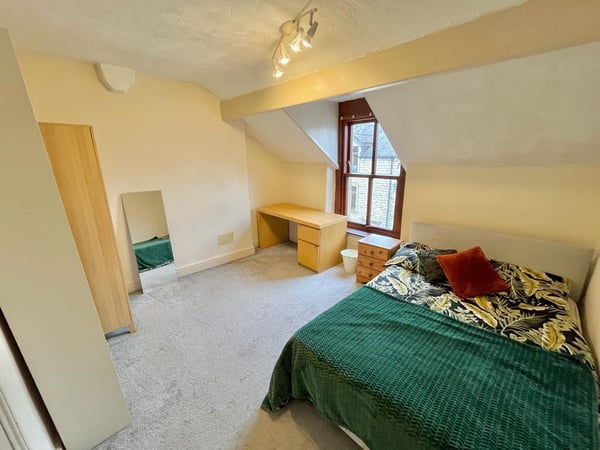Room Hope Street in Lancaster