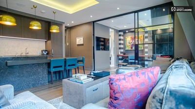 Flat Eastcastle Street in City of Westminster