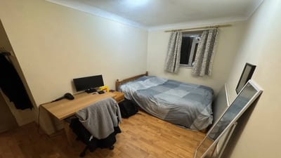 Room Hanover Gate Mansions in City of Westminster