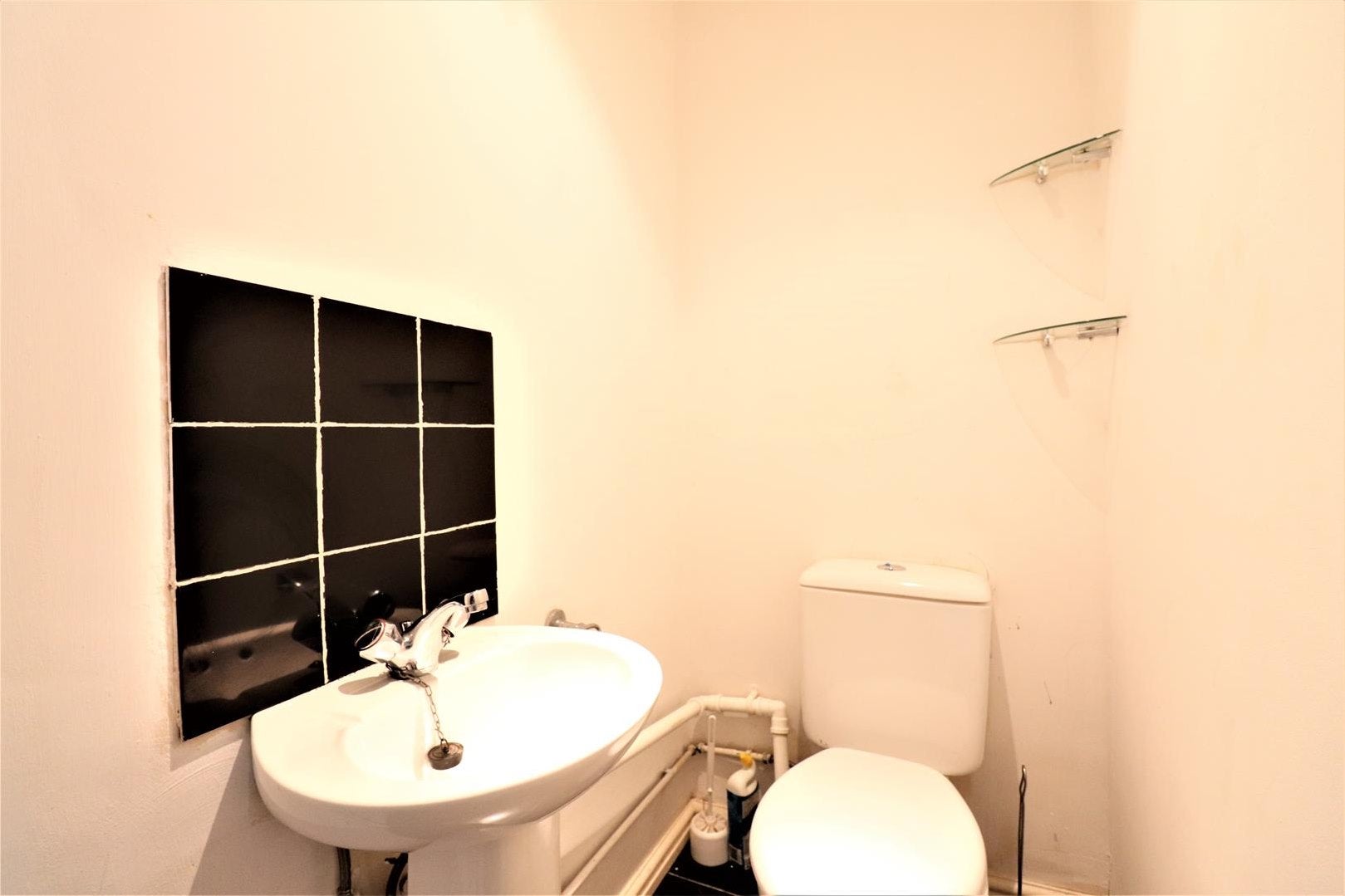 Room Pinto Close in Birmingham